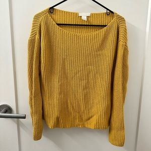 H&M mustard yellow scoop neck sweater size small